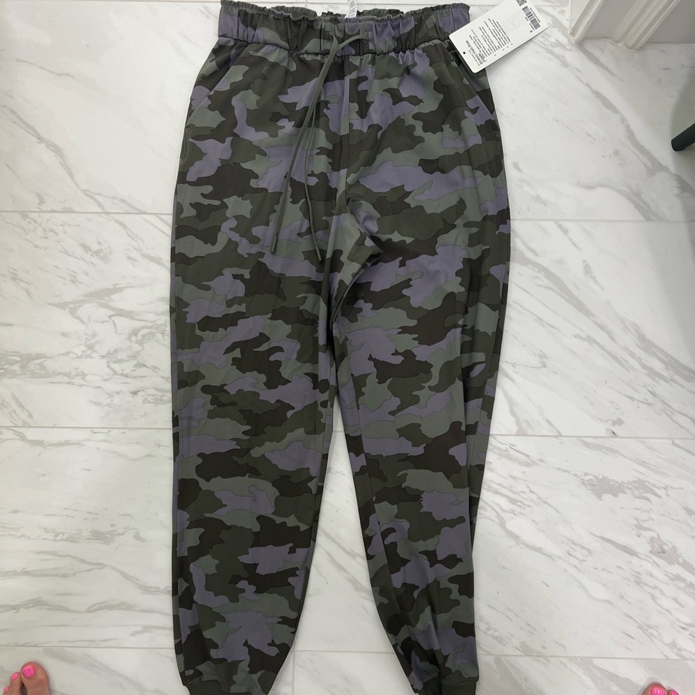 Never Worn Lululemon Jogger